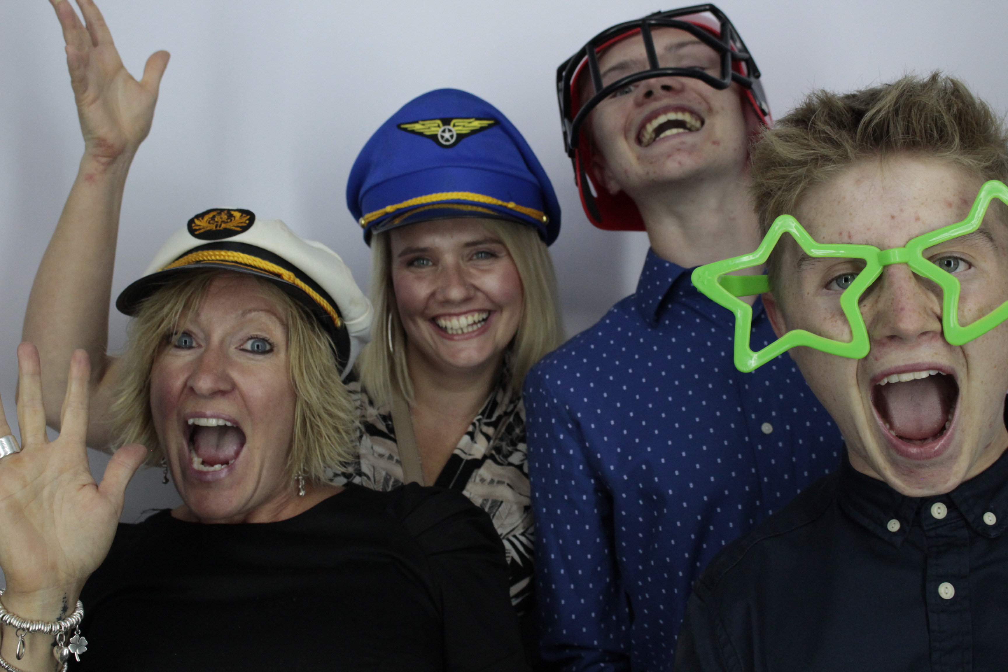 Eleanor's 50th Birthday | View more photos from the event at gallery.myphotoboothexperience.co.uk/u/MyPhotoBoothExperienceLtd/Eleanors-50th-Birthday